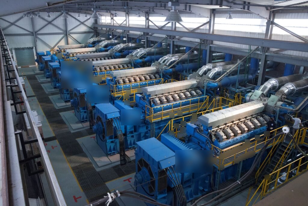 Medium-speed gas engine hall